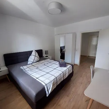 Apartament Am Kurpark Mit Balkon *